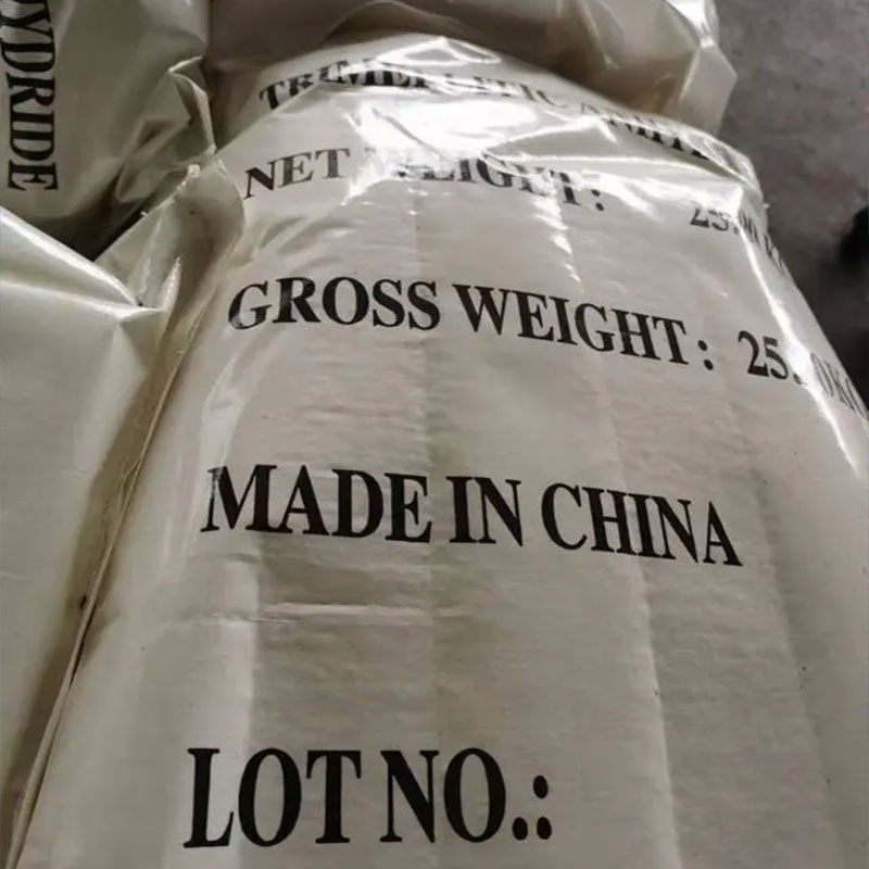 Bakit kritikal ang mga organikong kemikal sa mga modernong industriya?